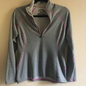 Patagonia quarter zip pullover